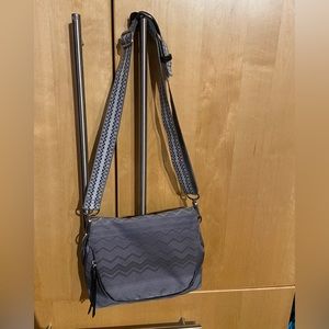 Grey zigzag Lululemon crossbody bag